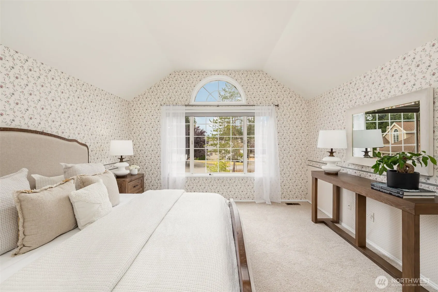 2412 237th Court NE, Sammamish, WA 98074
