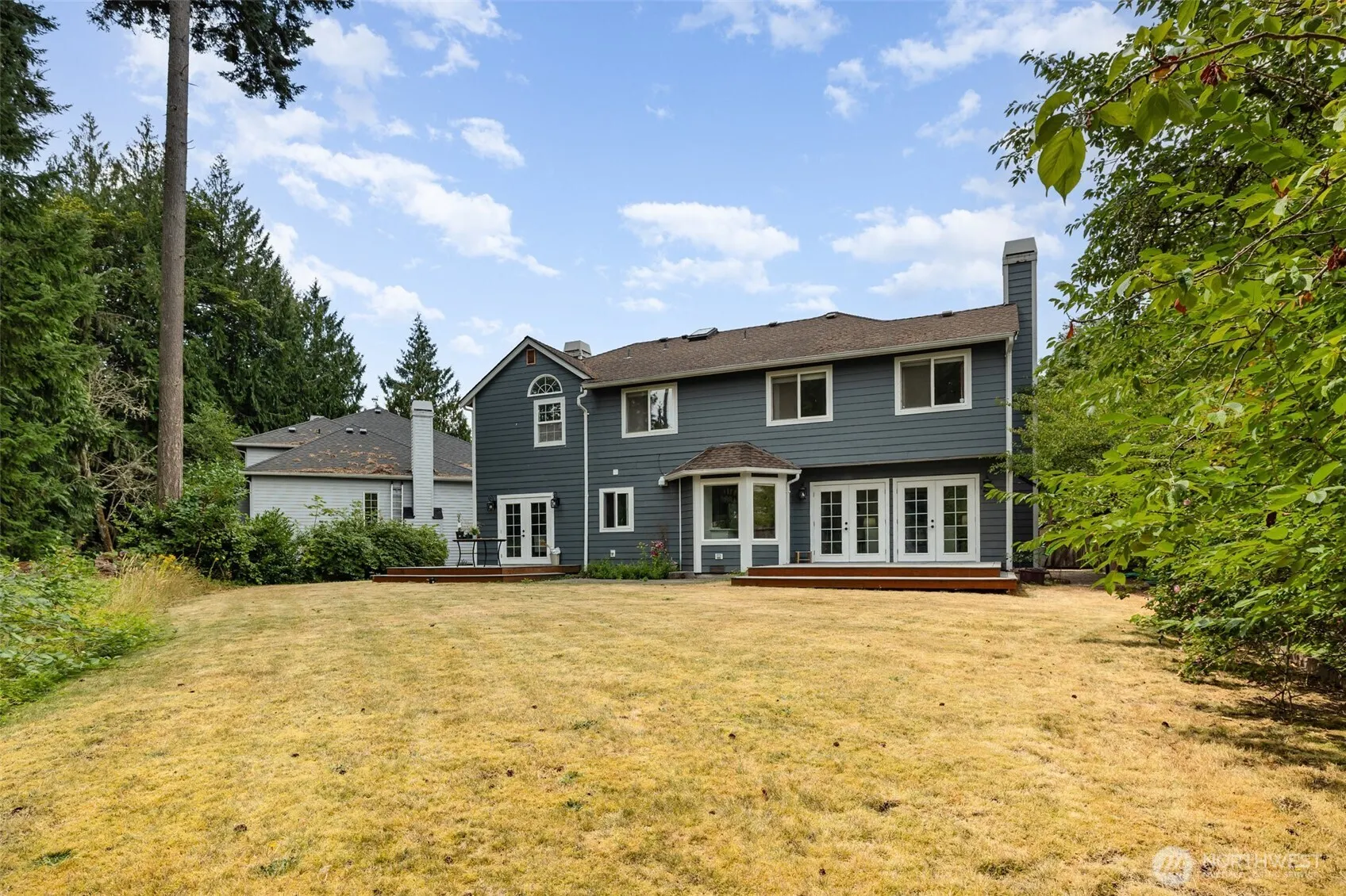 2412 237th Court NE, Sammamish, WA 98074