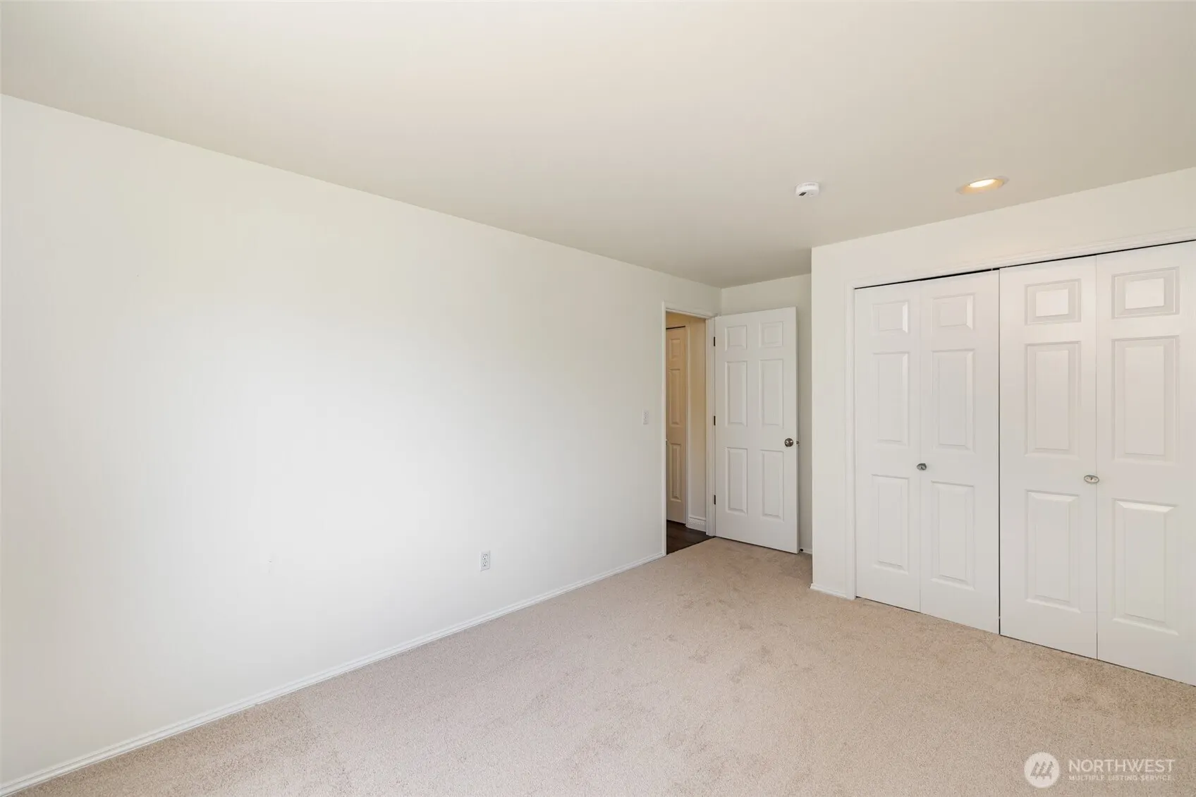 2412 237th Court NE, Sammamish, WA 98074