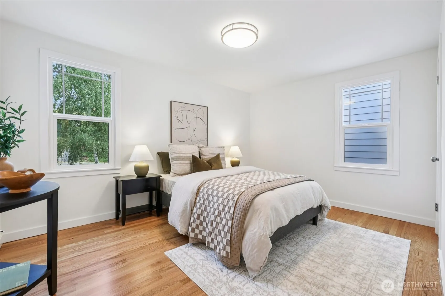 4055 NE 57th Street , Seattle, WA 98105