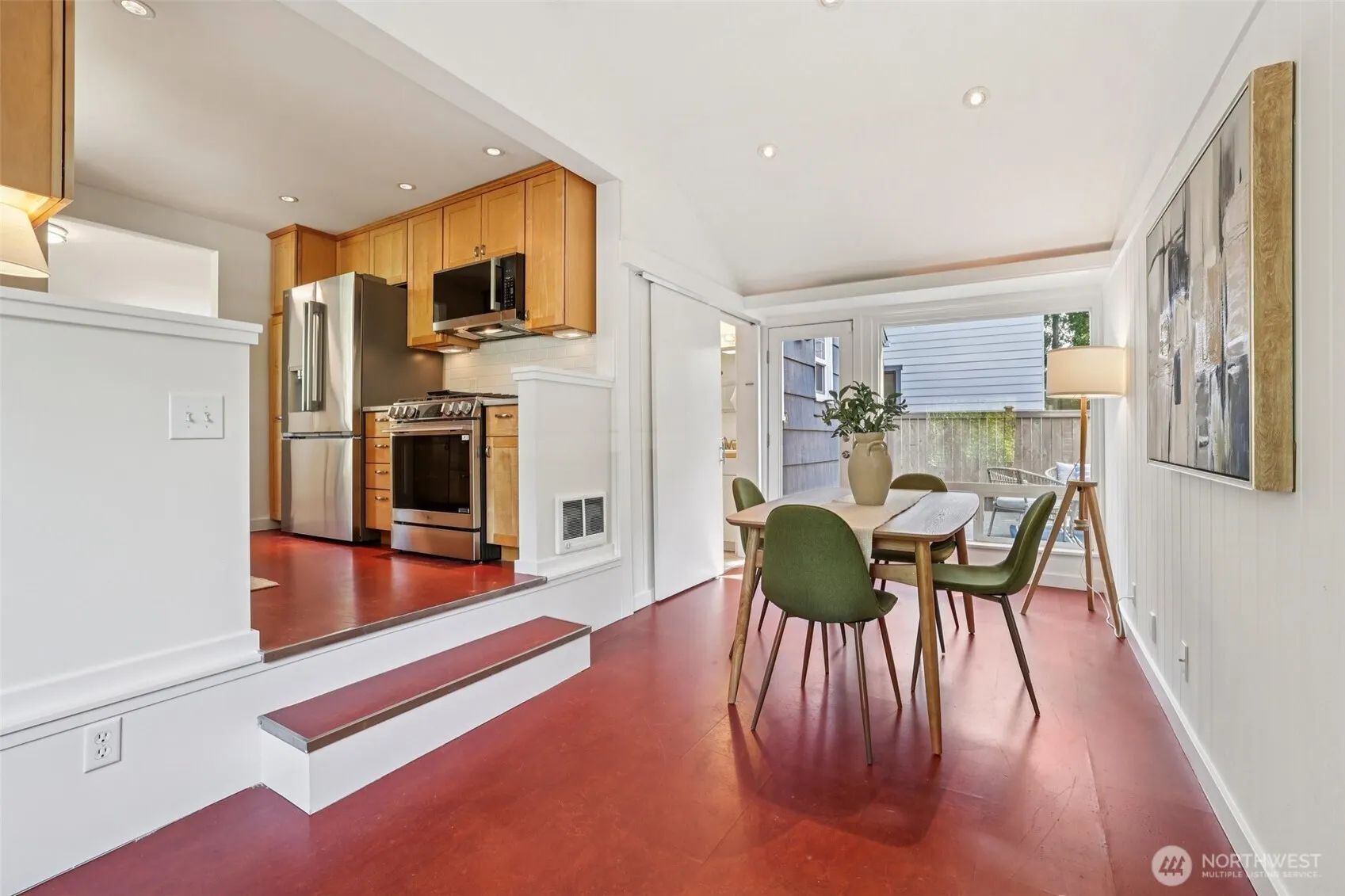 4055 NE 57th Street , Seattle, WA 98105