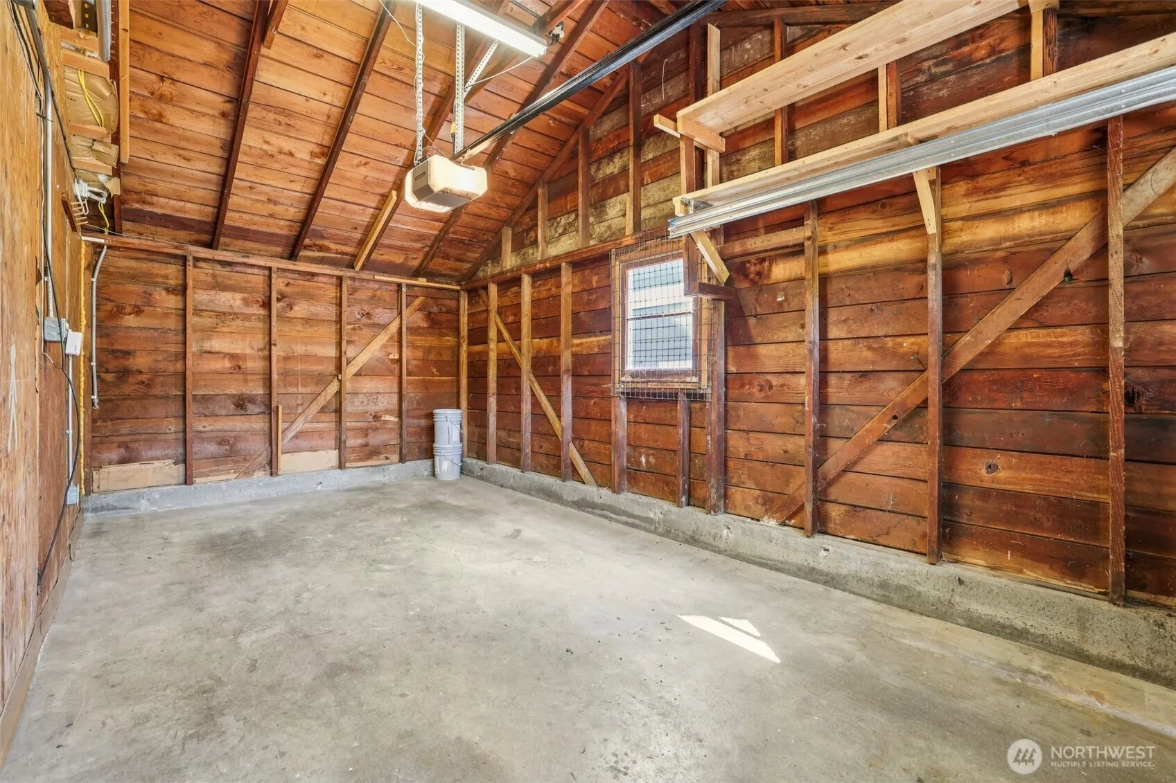 4055 NE 57th Street , Seattle, WA 98105