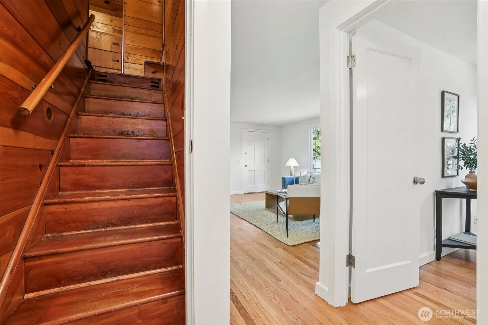 4055 NE 57th Street , Seattle, WA 98105