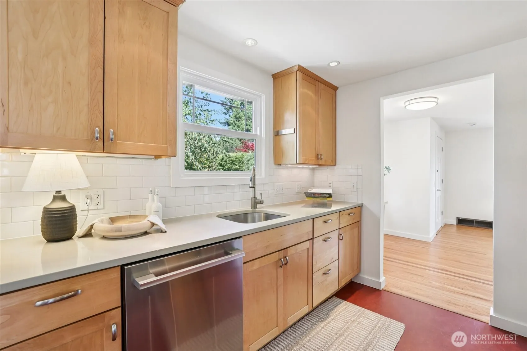 4055 NE 57th Street , Seattle, WA 98105