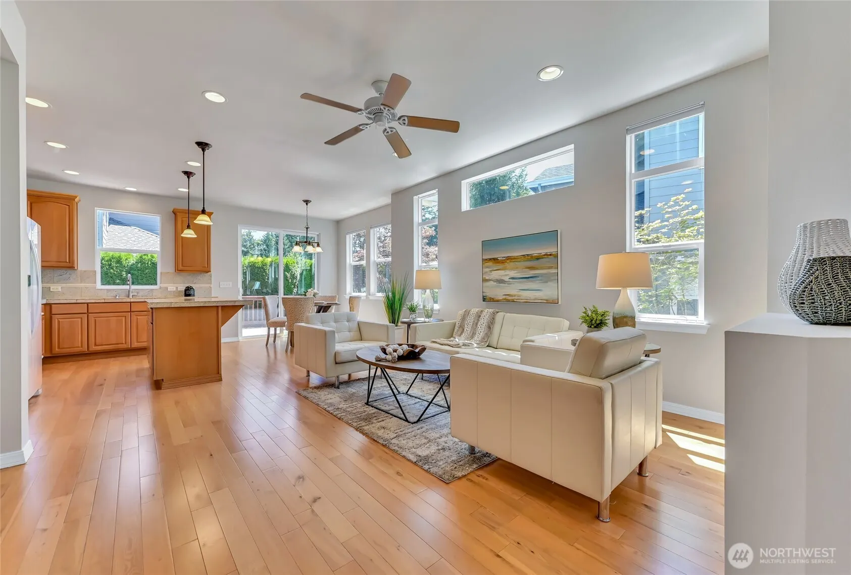 24589 NE 118th Place , Redmond, WA 98053