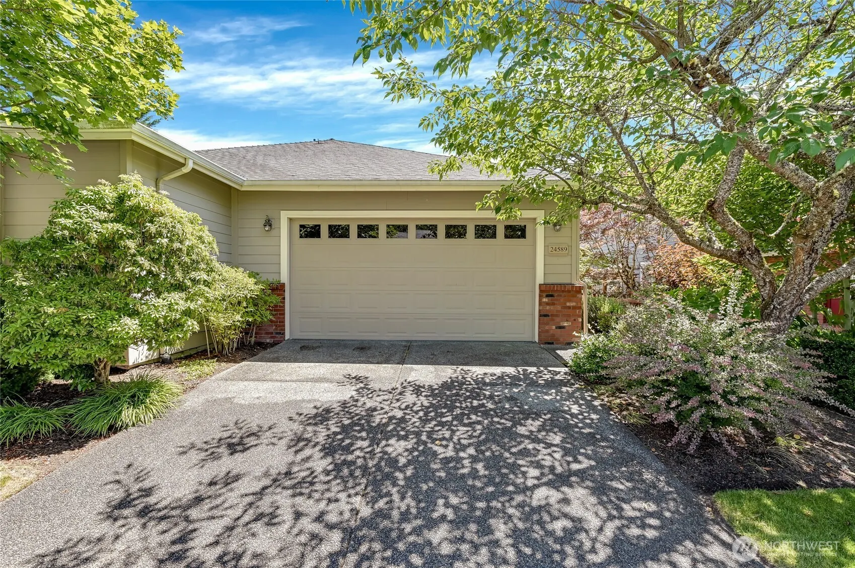 24589 NE 118th Place , Redmond, WA 98053