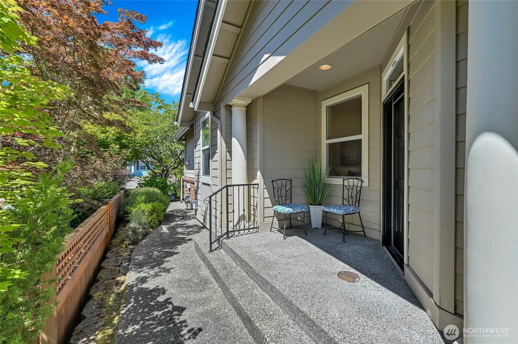 24589 NE 118th Place , Redmond, WA 98053