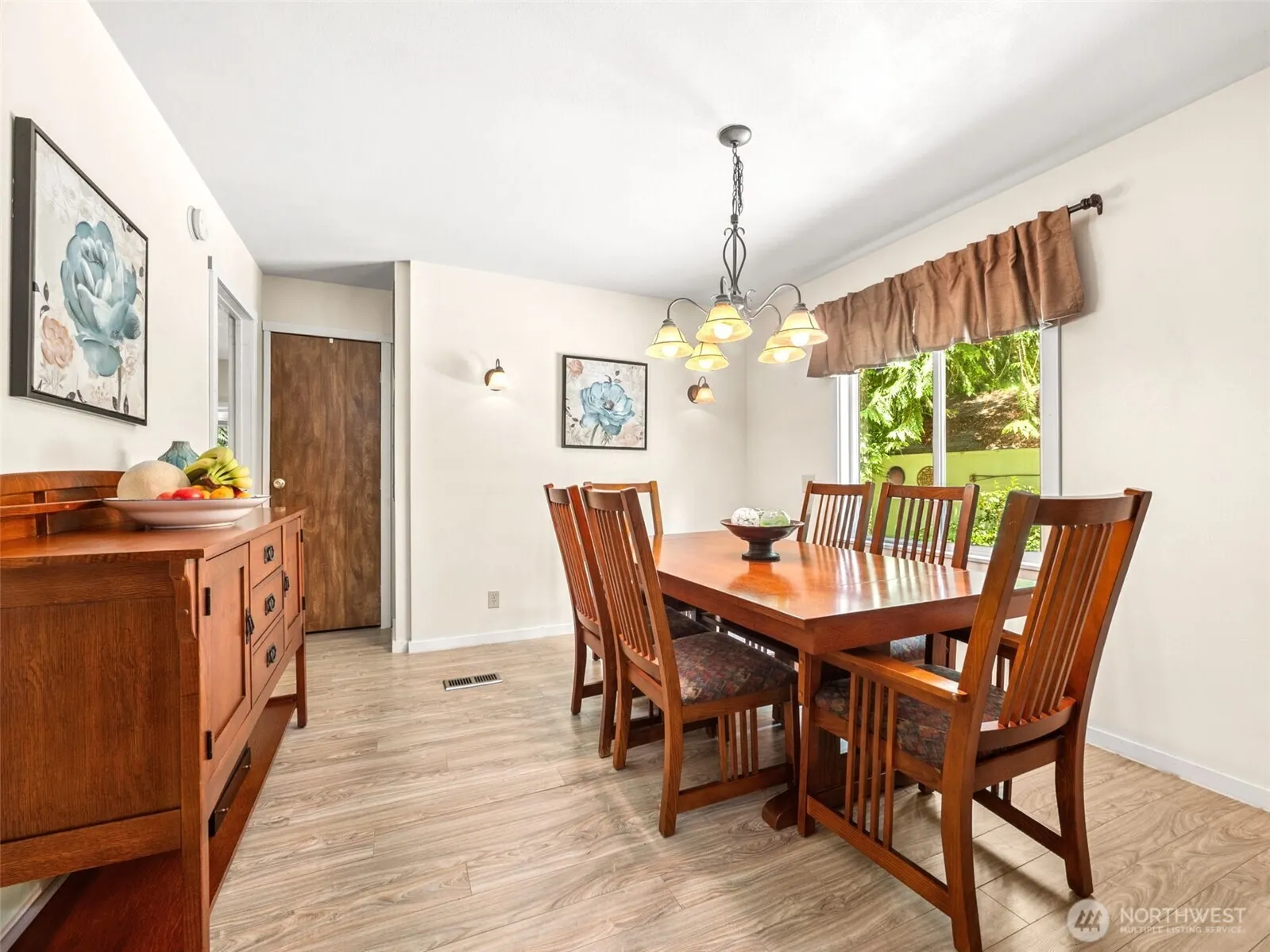 15350 SE May Valley Road , Renton, WA 98059