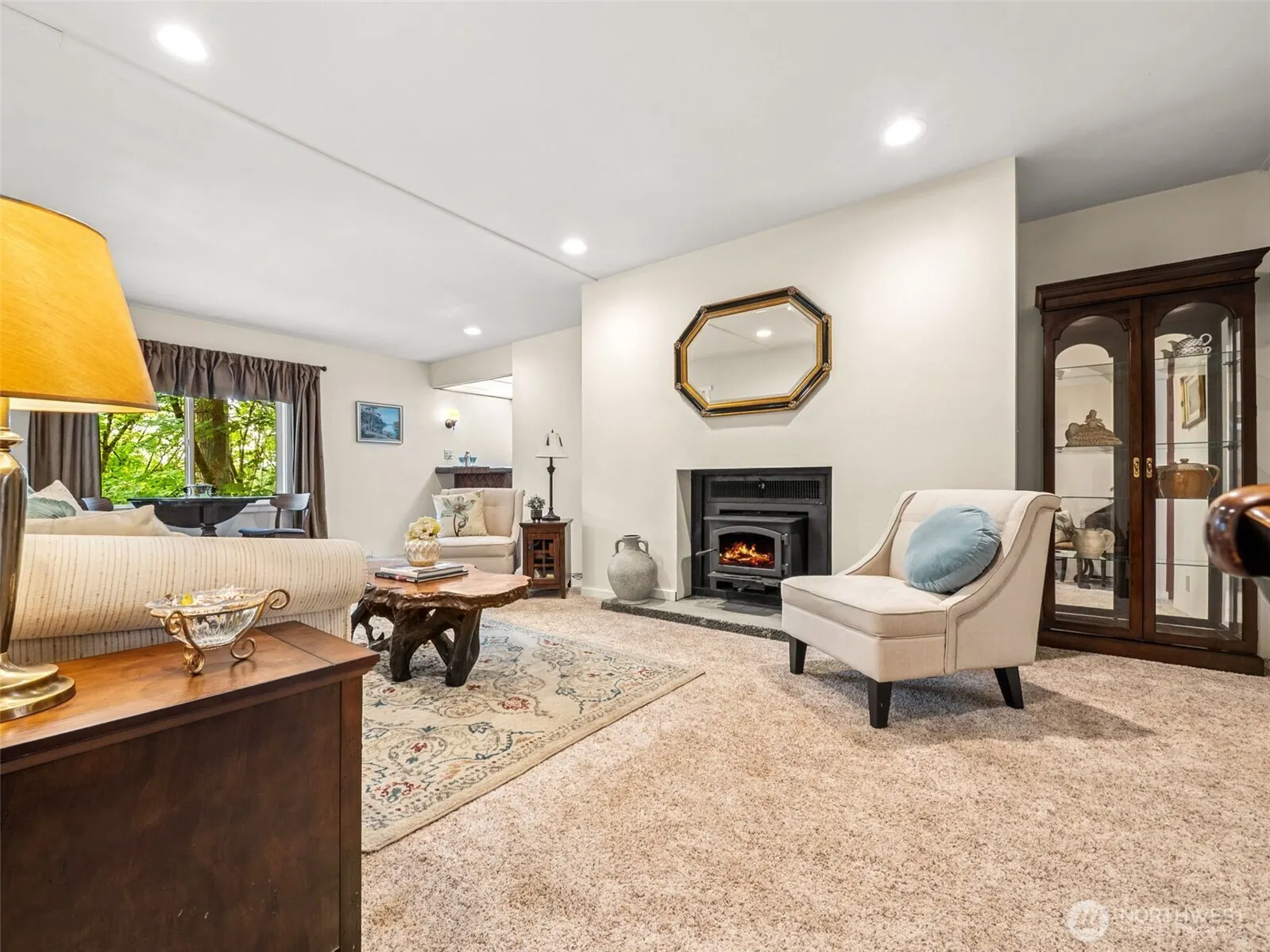 15350 SE May Valley Road , Renton, WA 98059