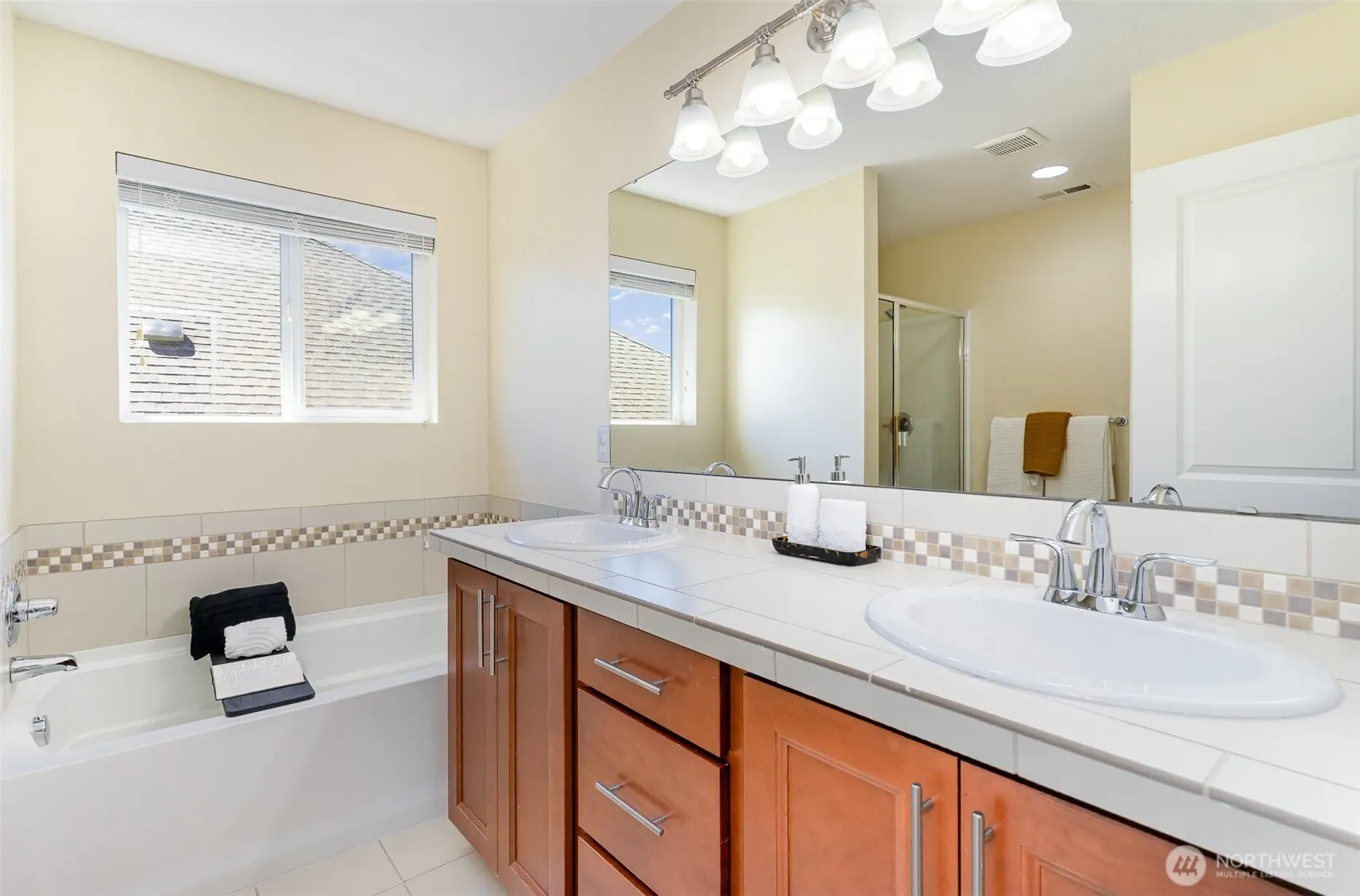 3933 178th Place SE, Bothell, WA 98012