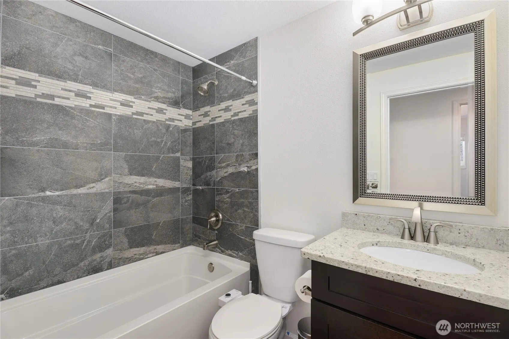 14609 SE 195th Place , Renton, WA 98058