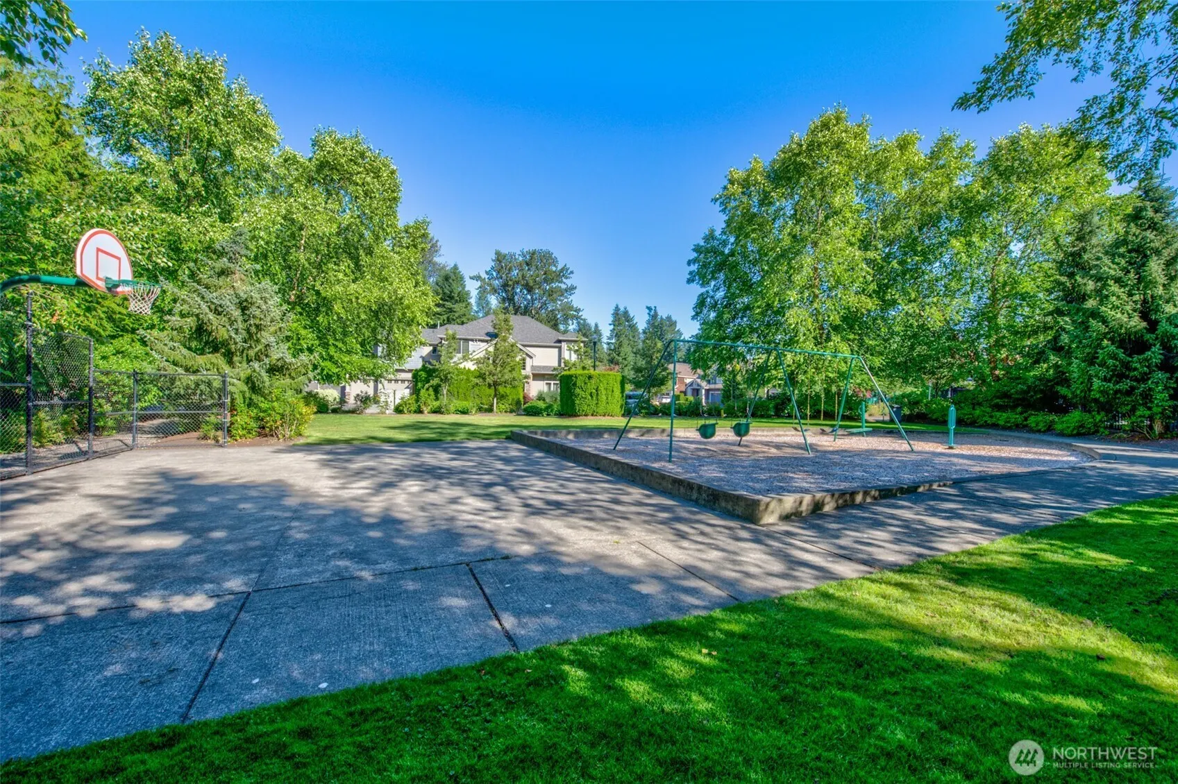 25872 SE 28th Place , Sammamish, WA 98075