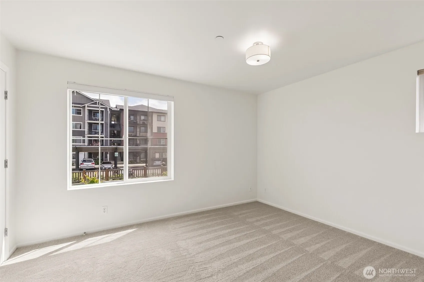861 5th Place NE, Issaquah, WA 98029