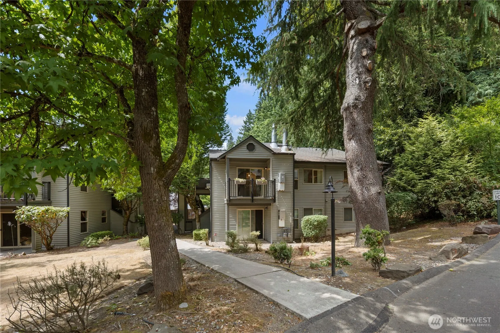 9805 Avondale Road NE #L238, Redmond, WA 98052