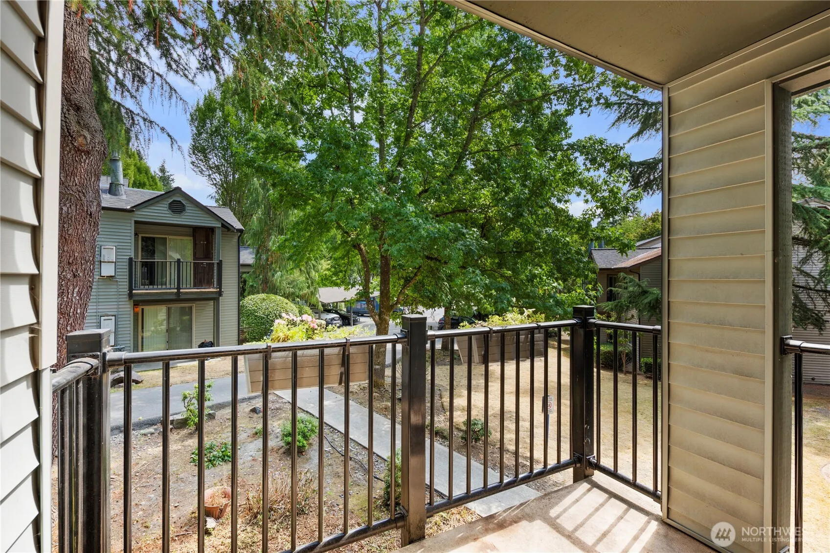 9805 Avondale Road NE #L238, Redmond, WA 98052
