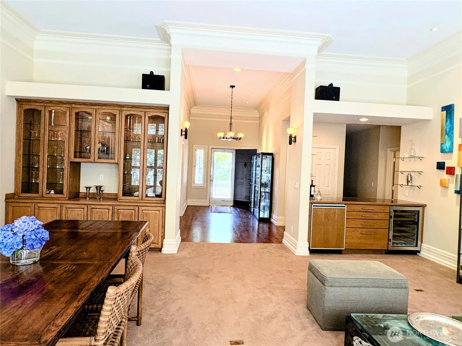 1248 108th Avenue NE, Bellevue, WA 98004