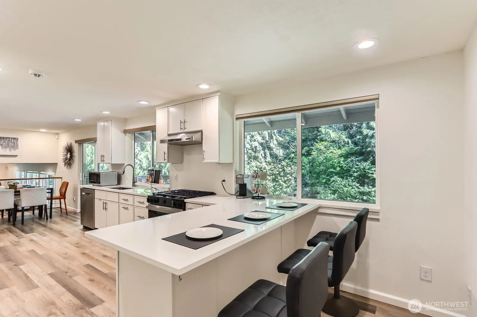 23732 NE 63rd Place , Redmond, WA 98053