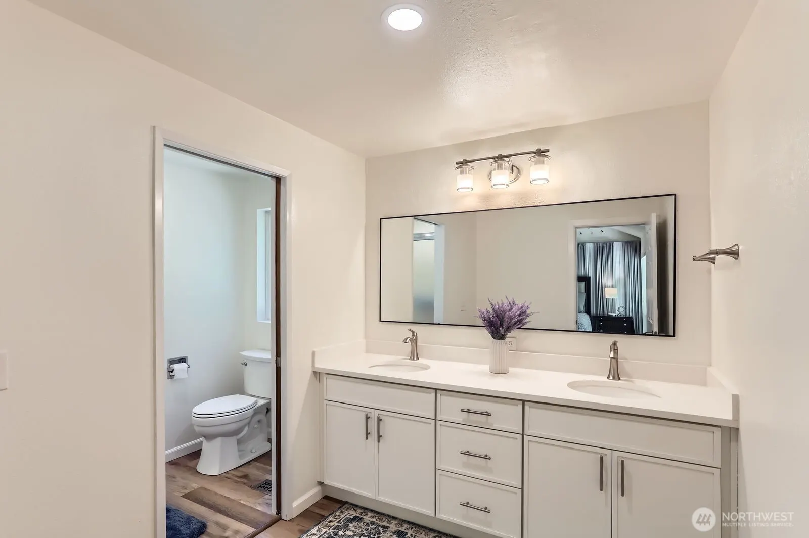 23732 NE 63rd Place , Redmond, WA 98053