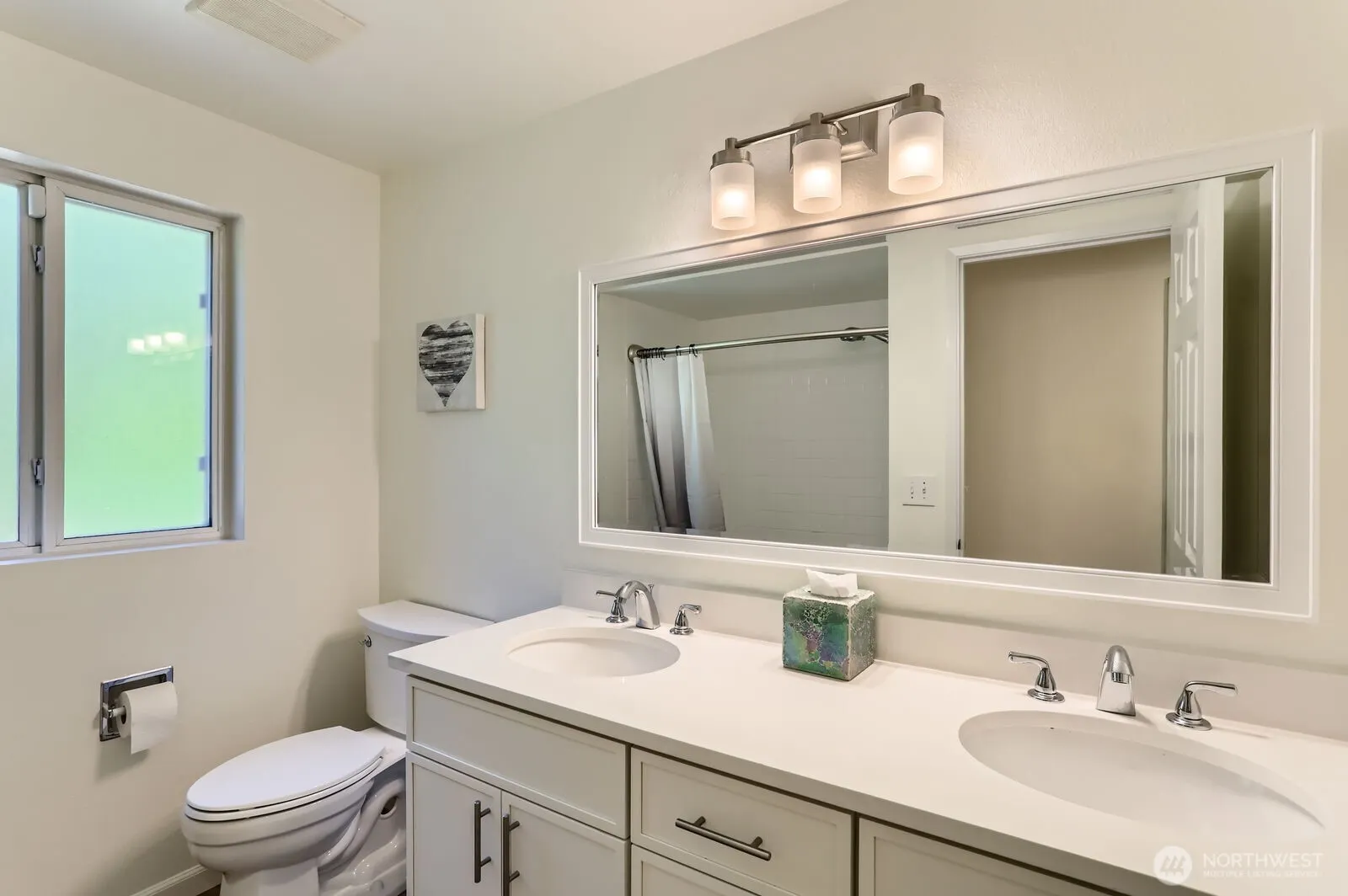 23732 NE 63rd Place , Redmond, WA 98053