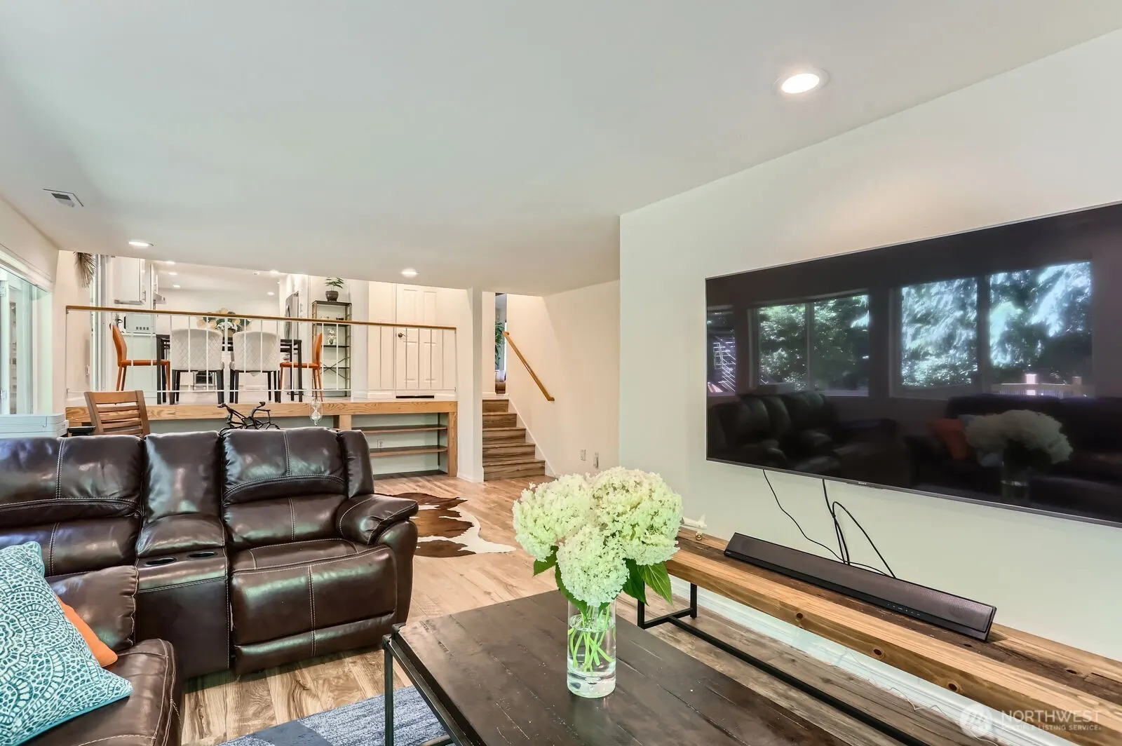 23732 NE 63rd Place , Redmond, WA 98053