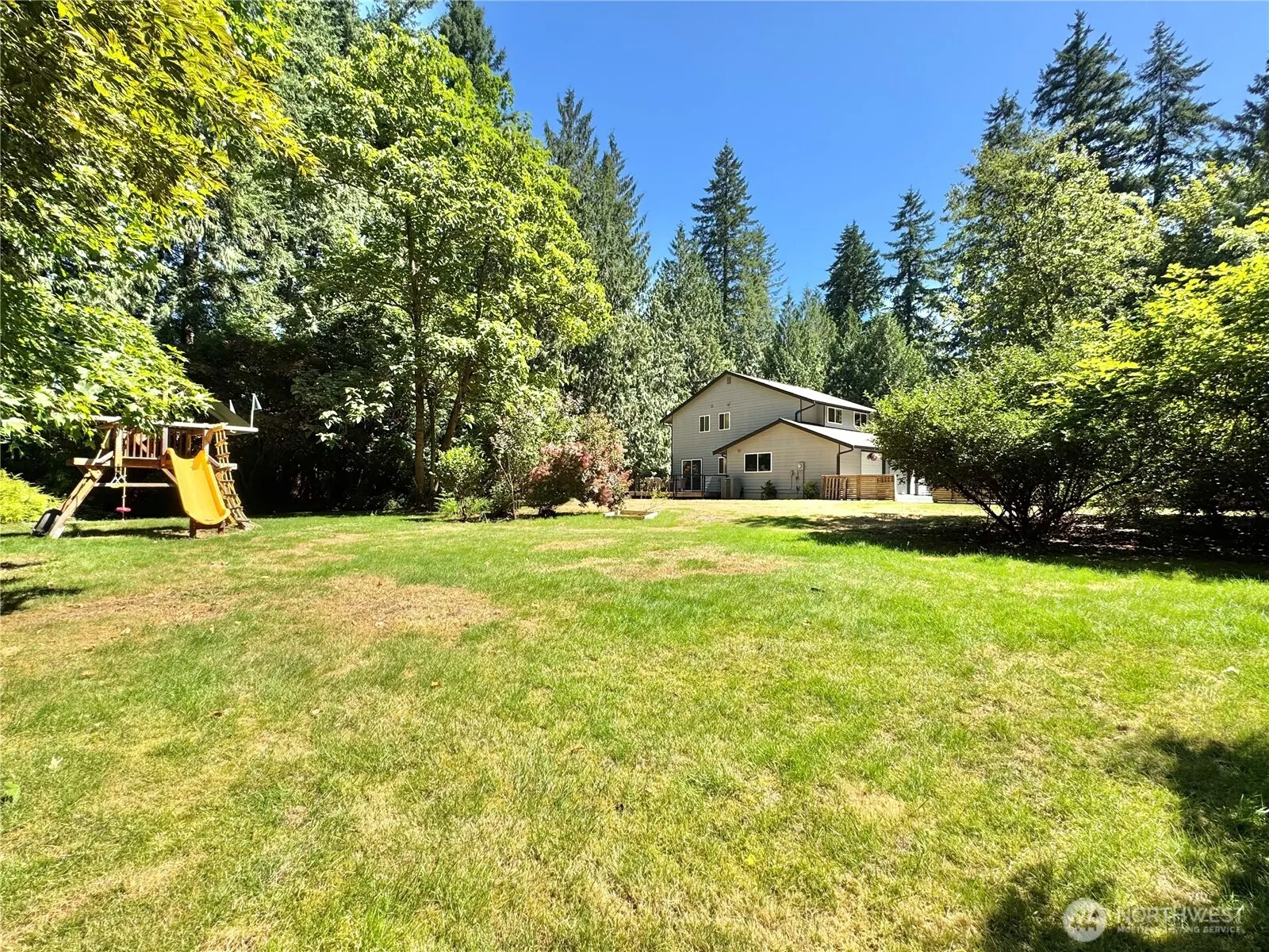 23732 NE 63rd Place , Redmond, WA 98053