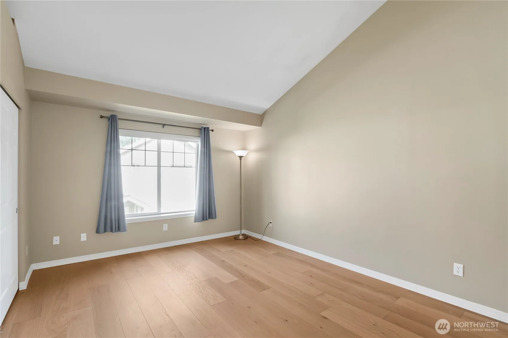 1522 196th Street SE #C-103, Bothell, WA 98012