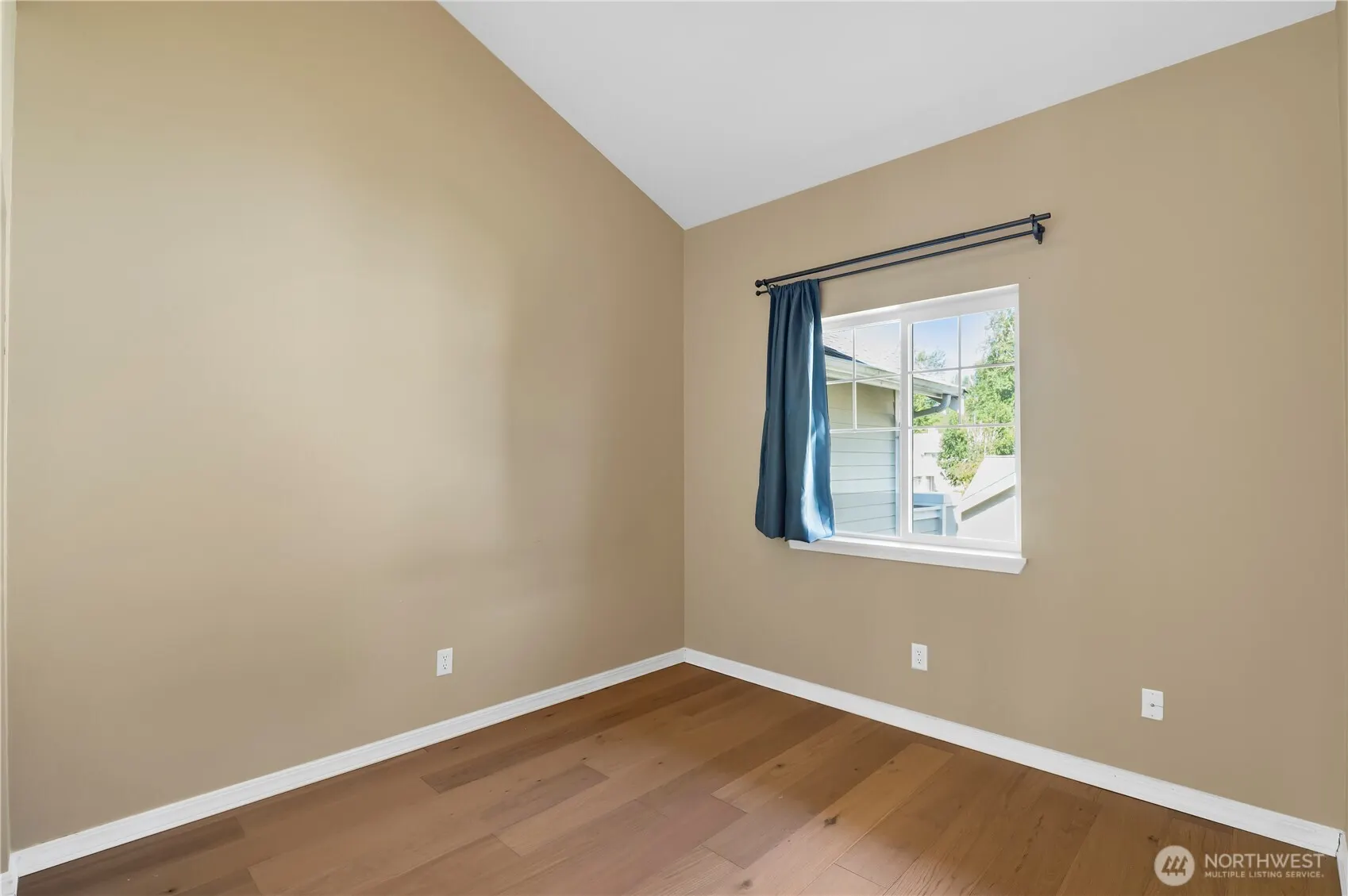 1522 196th Street SE #C-103, Bothell, WA 98012
