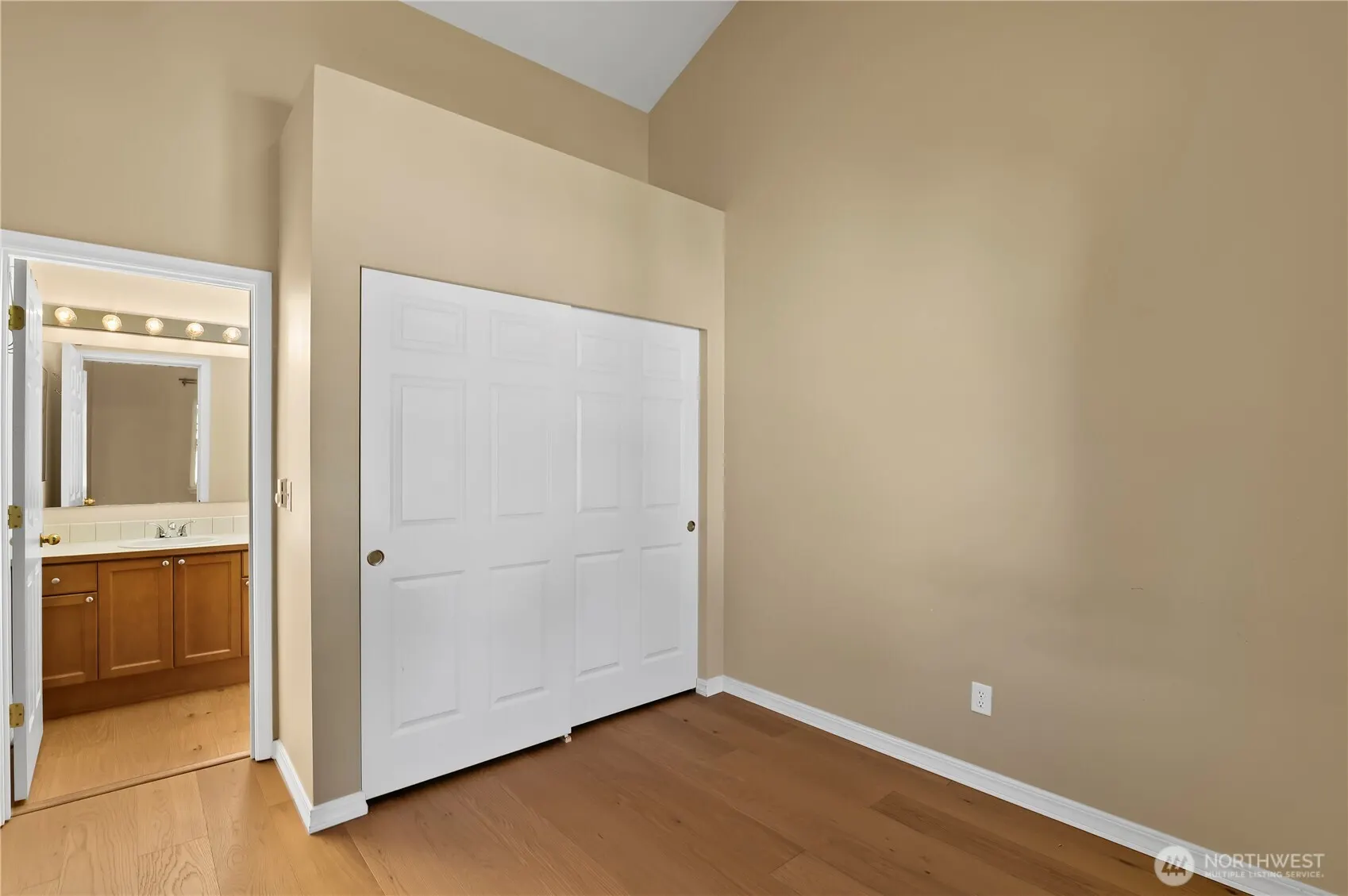 1522 196th Street SE #C-103, Bothell, WA 98012