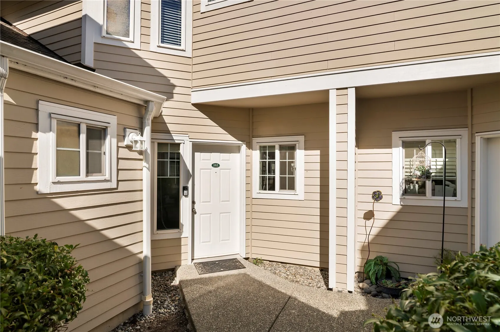 1522 196th Street SE #C-103, Bothell, WA 98012