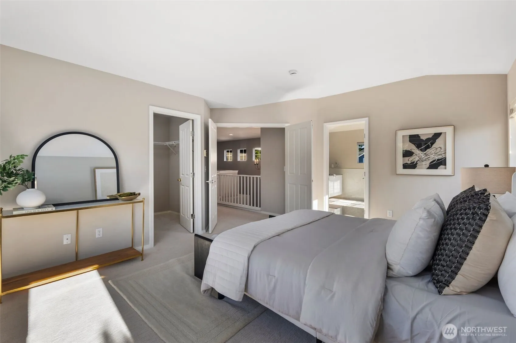 24004 SE 10th Court , Sammamish, WA 98075