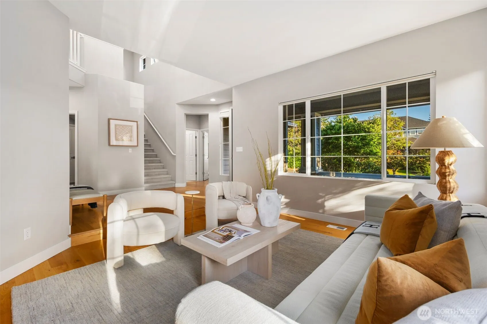 24004 SE 10th Court , Sammamish, WA 98075