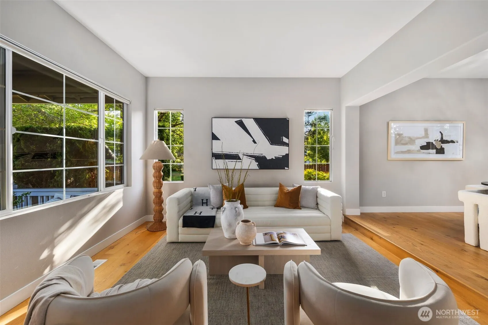 24004 SE 10th Court , Sammamish, WA 98075