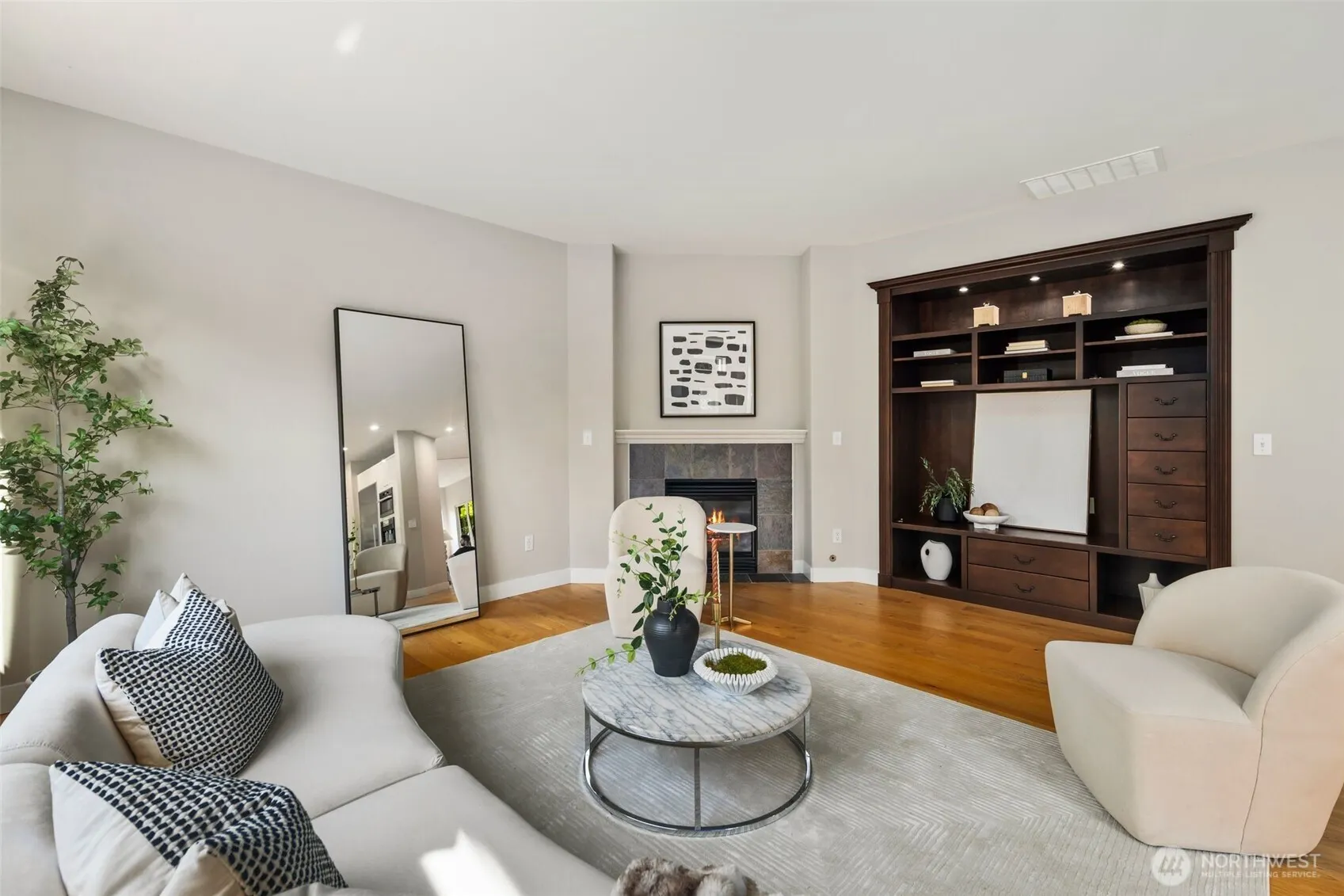 24004 SE 10th Court , Sammamish, WA 98075