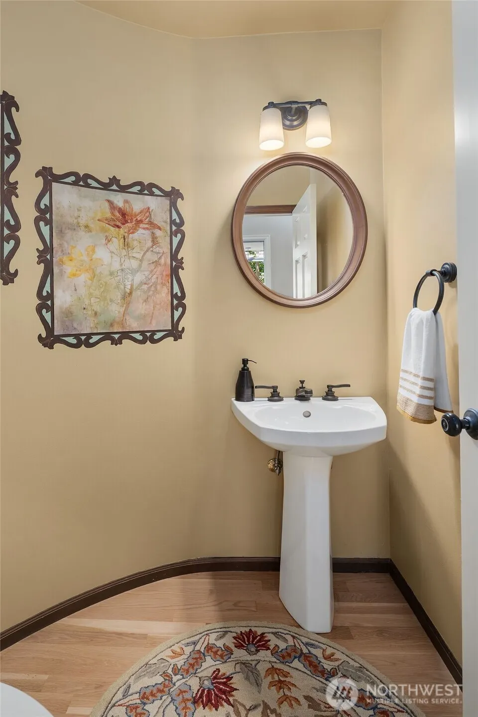 16862 SE 56th Place , Bellevue, WA 98006