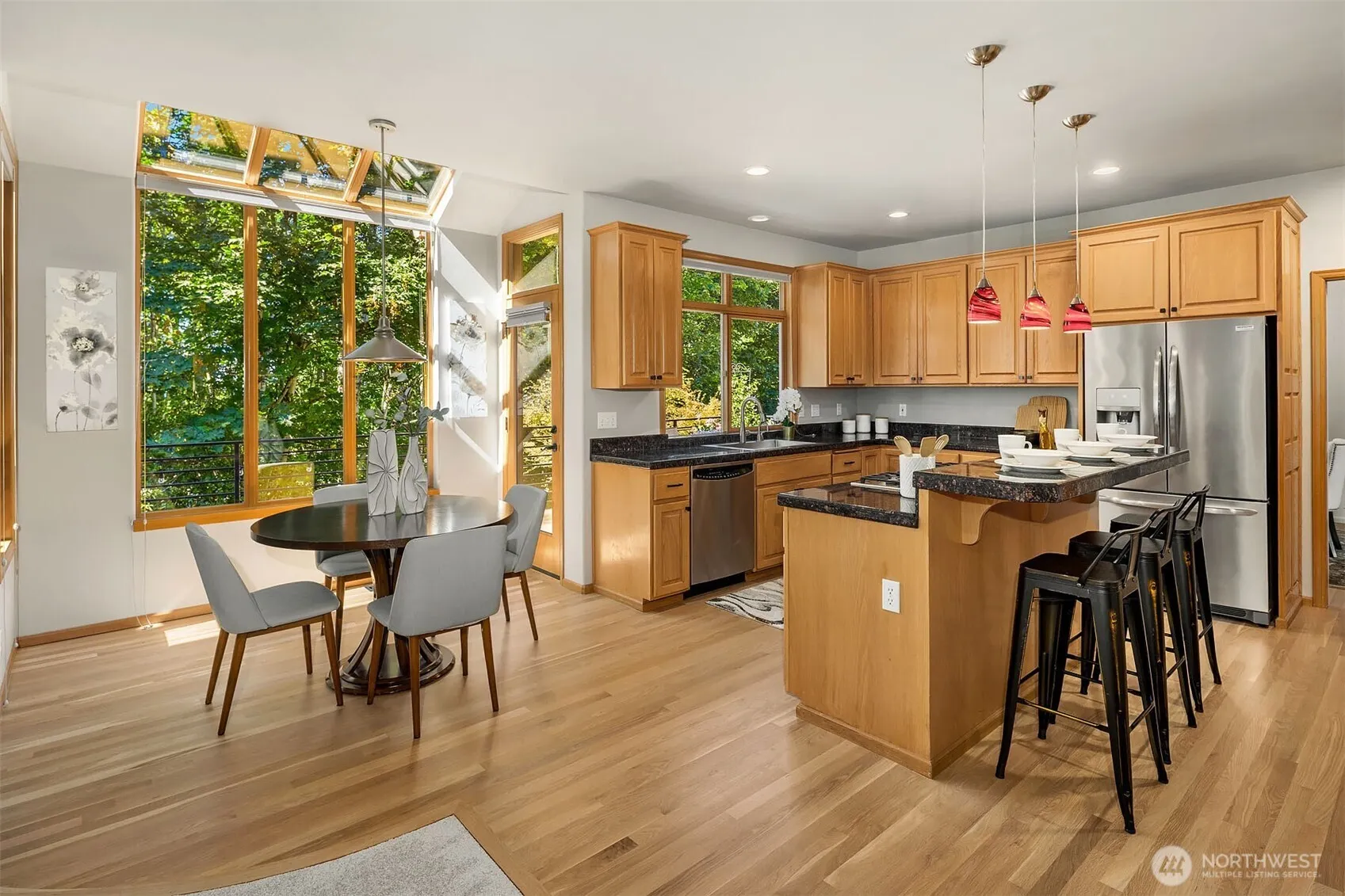 16862 SE 56th Place , Bellevue, WA 98006