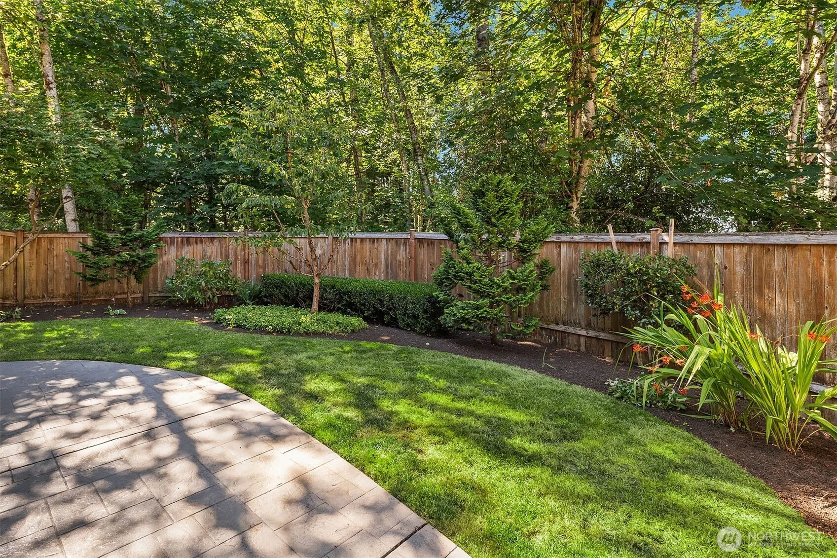 16862 SE 56th Place , Bellevue, WA 98006