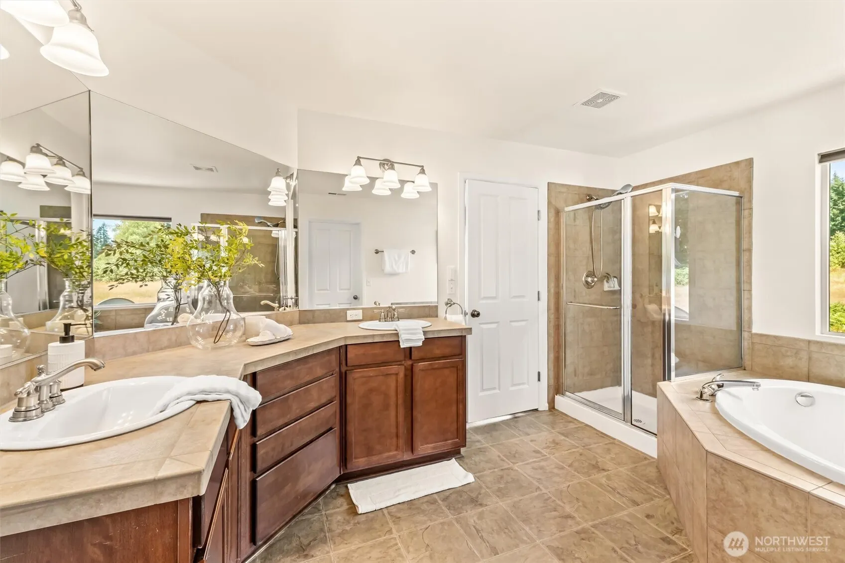 4207 167th Place SE, Bothell, WA 98012