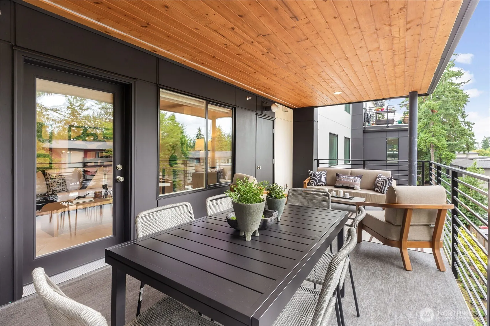 15558 NE 15th Place #300, Bellevue, WA 98007