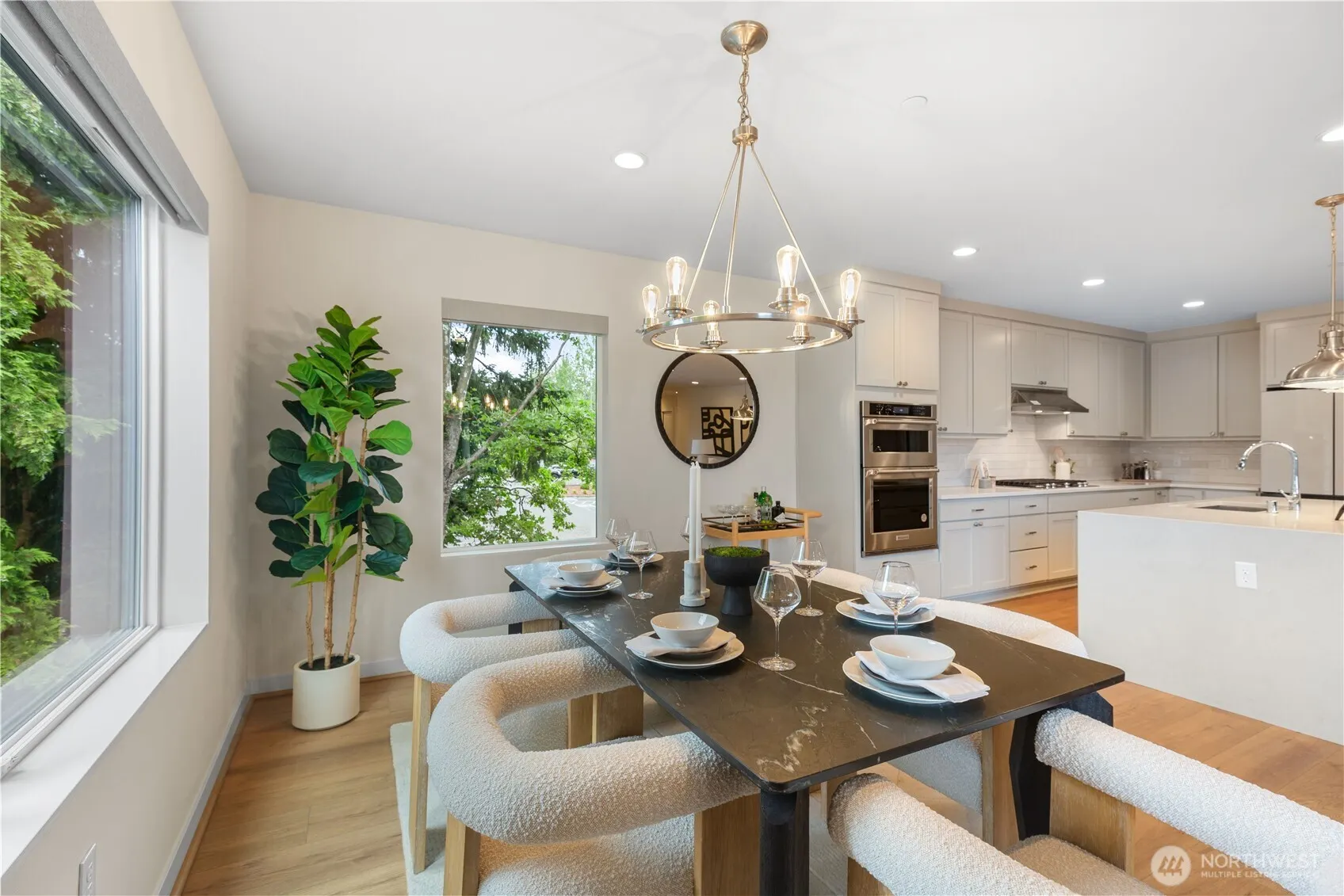 15558 NE 15th Place #300, Bellevue, WA 98007