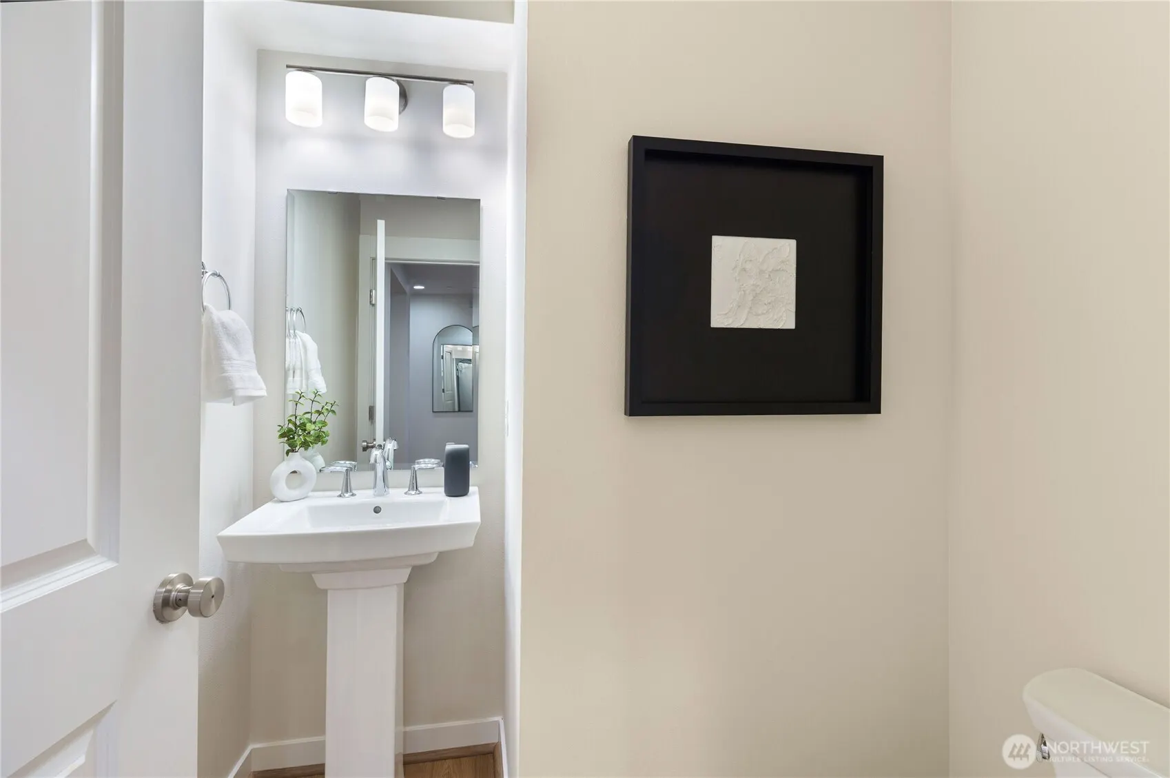 15558 NE 15th Place #300, Bellevue, WA 98007