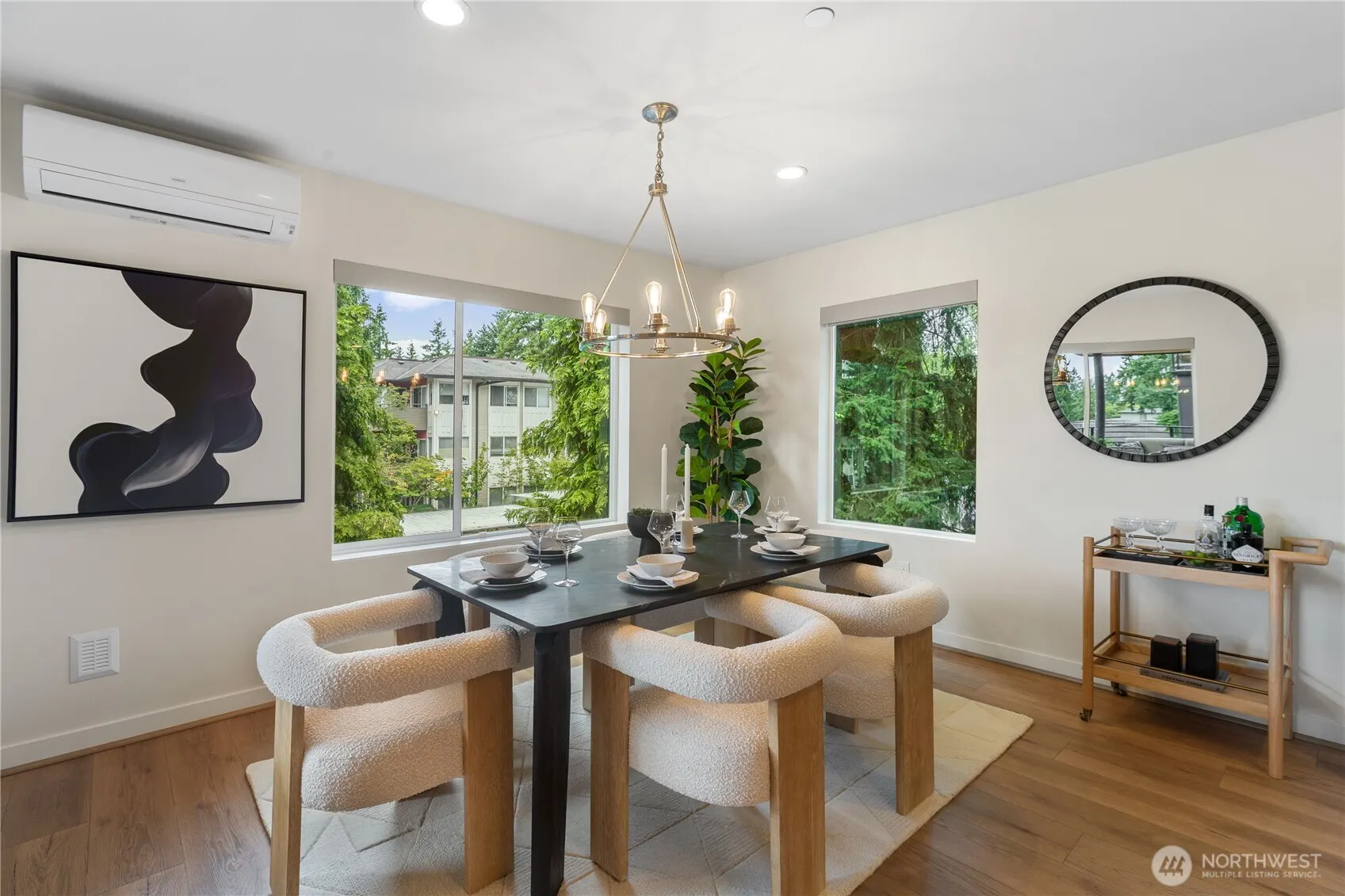 15558 NE 15th Place #300, Bellevue, WA 98007