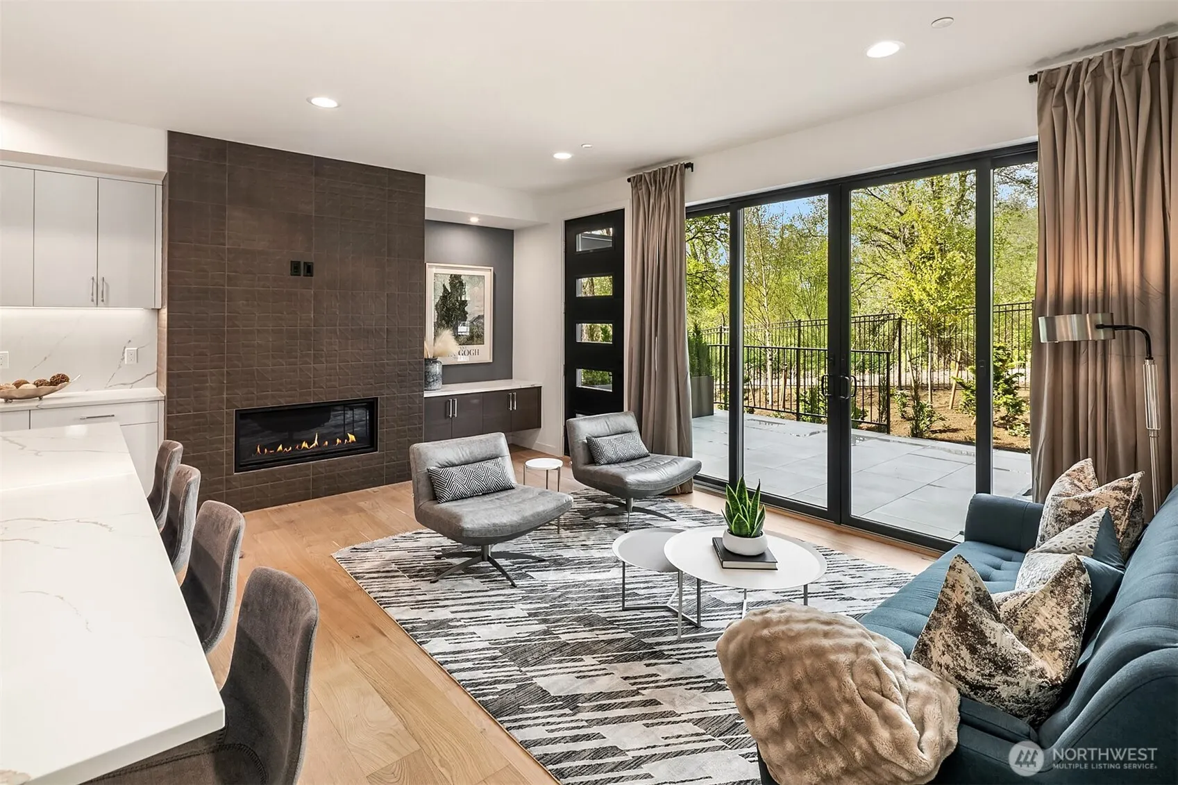 282 118th Avenue SE, Bellevue, WA 98005