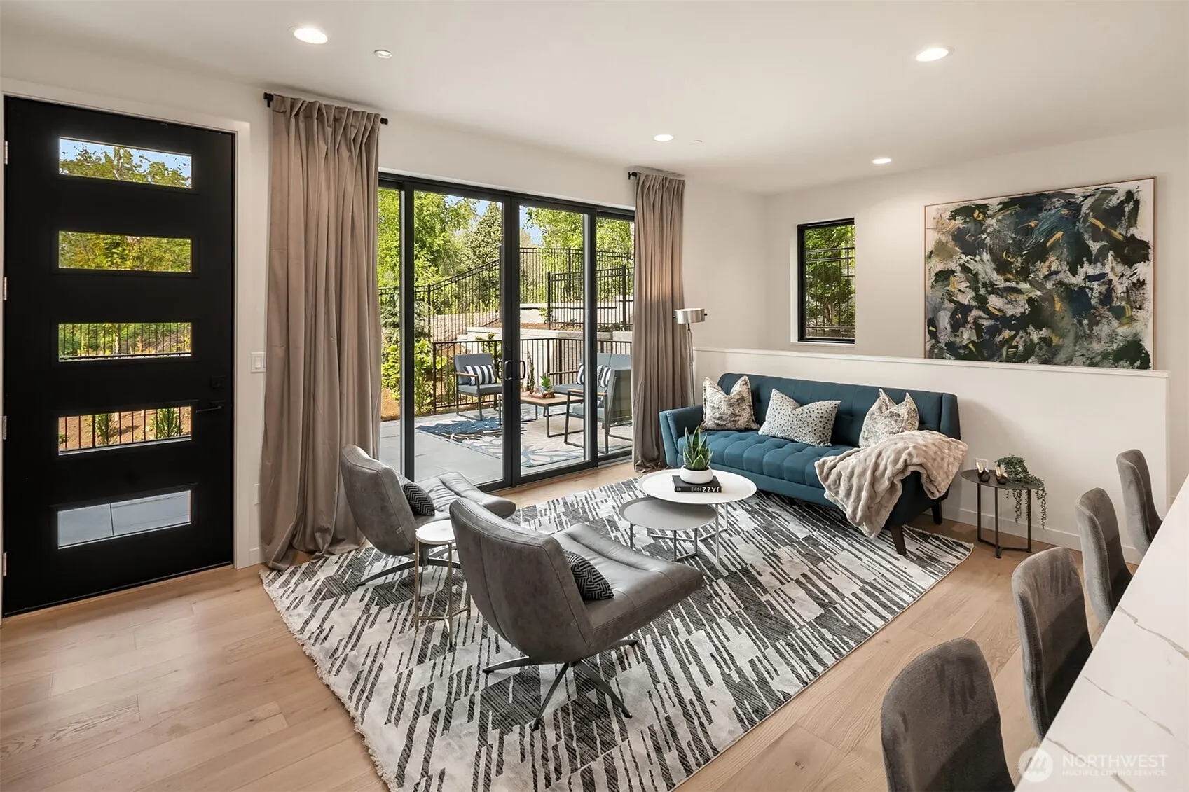 282 118th Avenue SE, Bellevue, WA 98005