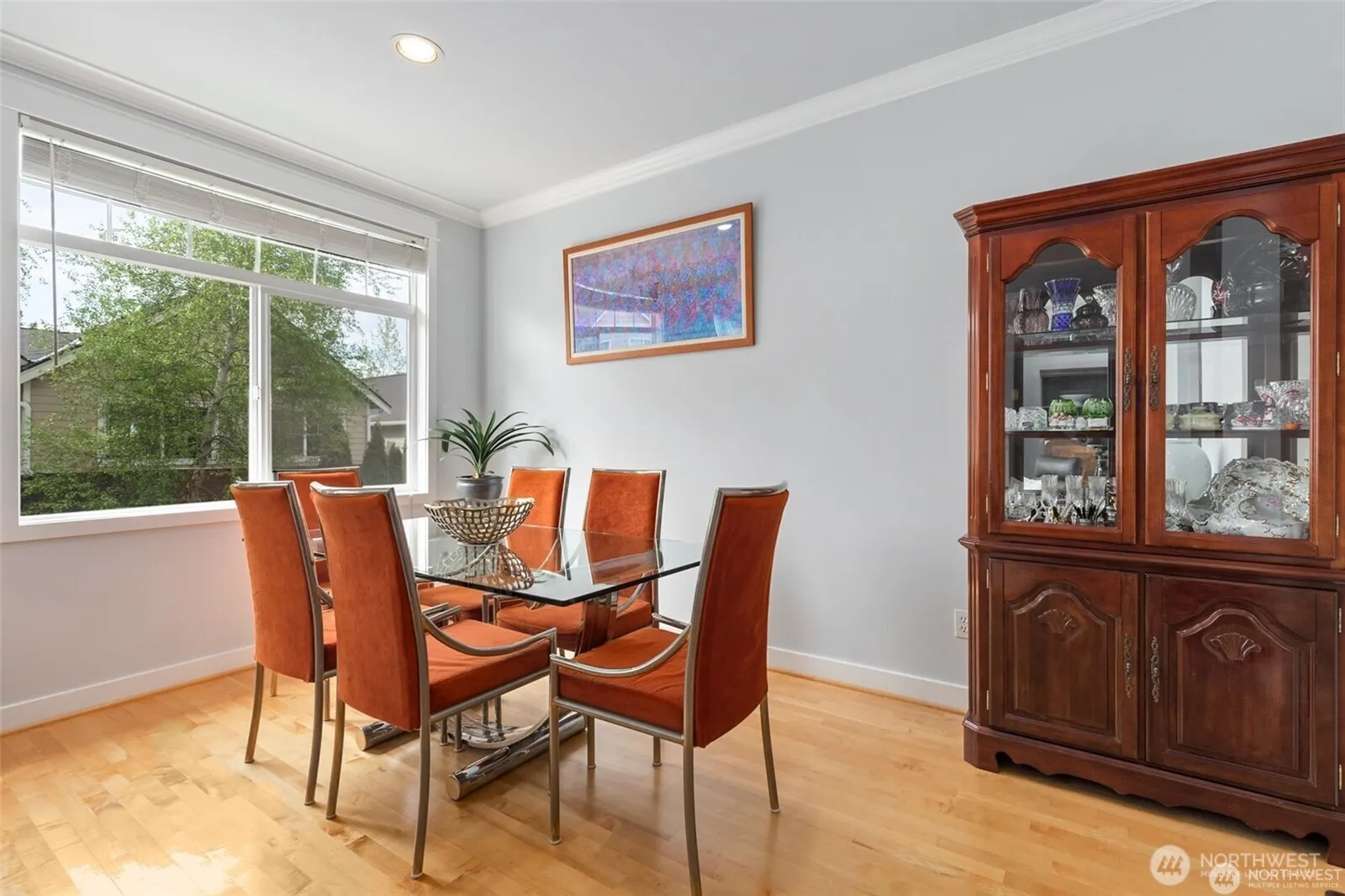 11881 SE 4th Place #901, Bellevue, WA 98005