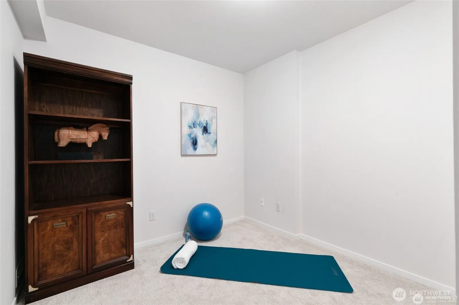 11881 SE 4th Place #901, Bellevue, WA 98005