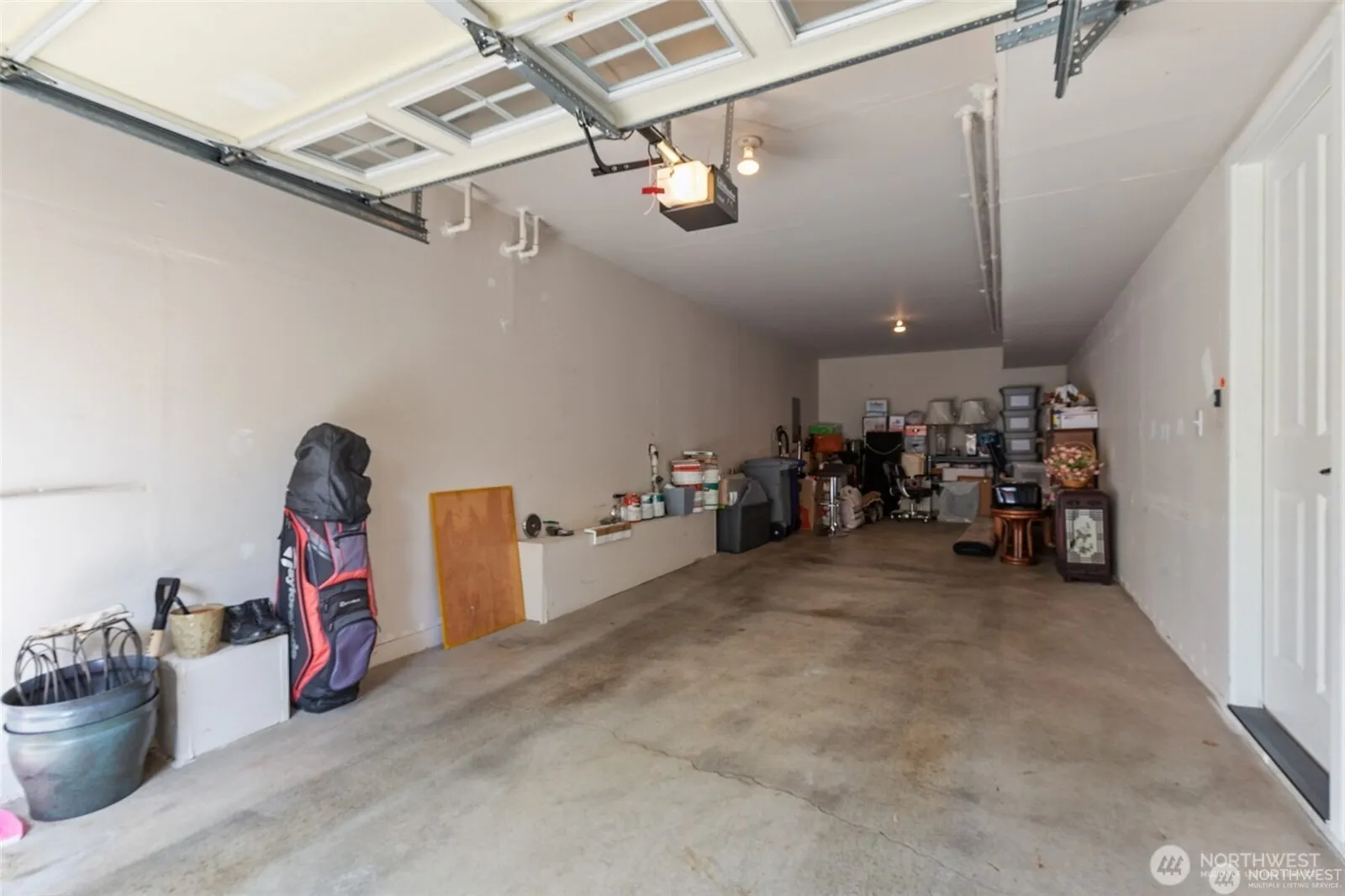 11881 SE 4th Place #901, Bellevue, WA 98005