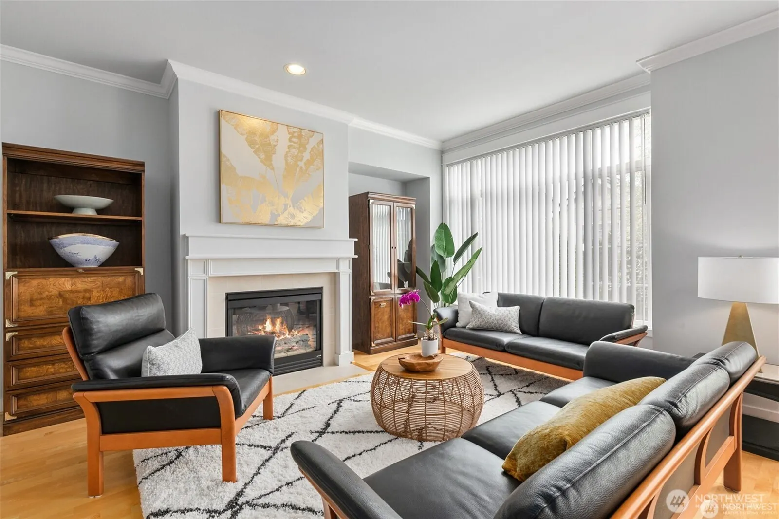 11881 SE 4th Place #901, Bellevue, WA 98005