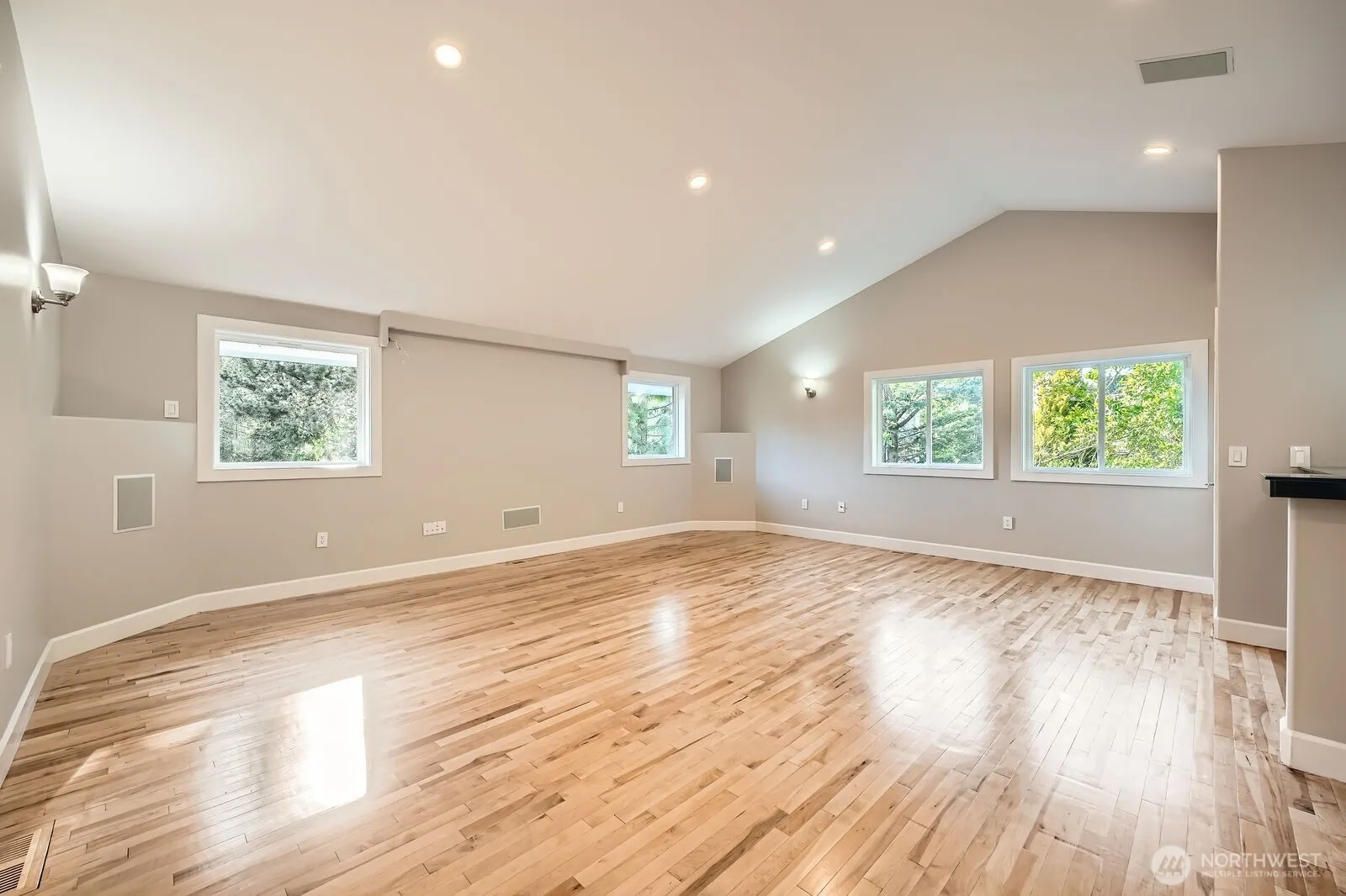14330 SE 183rd Street , Renton, WA 98058