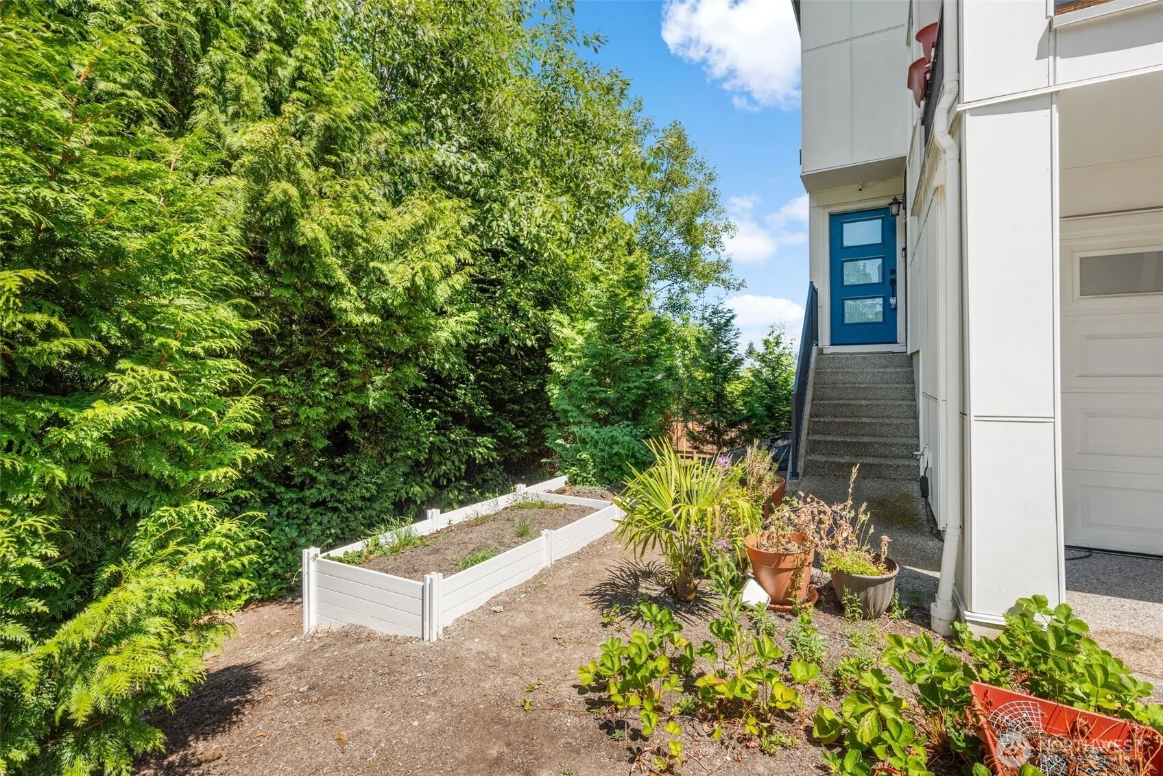 14715 Admiralty Way #B1, Lynnwood, WA 98087
