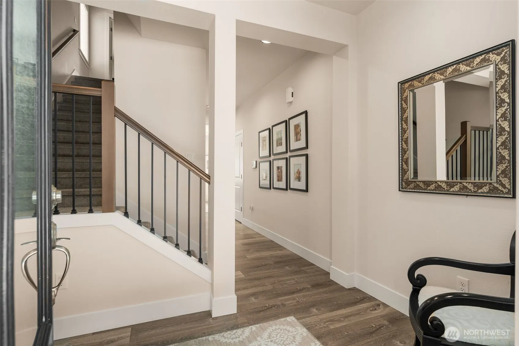 842 Chelan Place NE, Renton, WA 98059